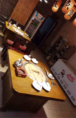 鐵鍋燉的灶臺(tái),鐵鍋燉餐桌,餐廳管理做到這9點(diǎn)